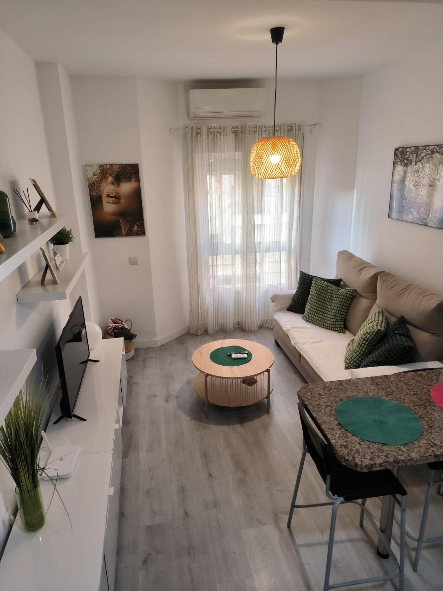 Acogedor Apartamento Cerca Del Centro Historico De Málaga Kültér fotó